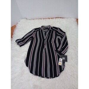 IZ Byer-Ladies Blouse-Black/White/pink striped V-Neck 3/4 Sleeve-w/Button SizeXS